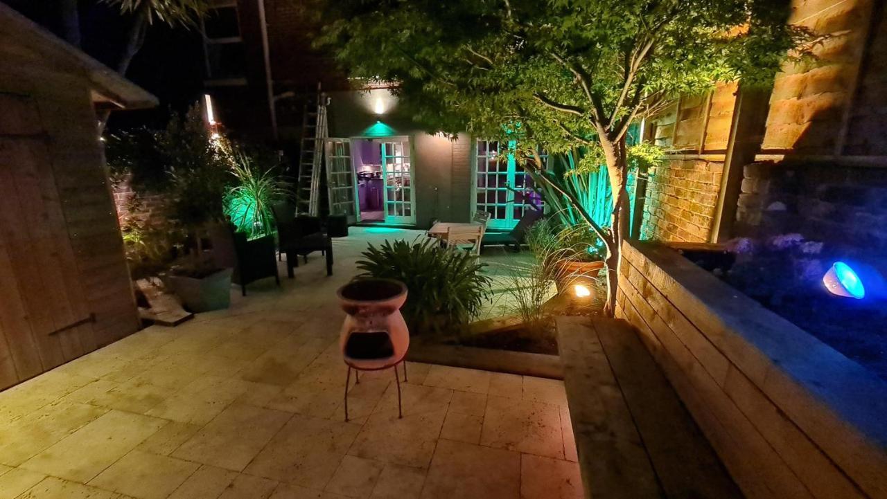 Cottage Grove Homestay Rooms Portsmouth Bagian luar foto