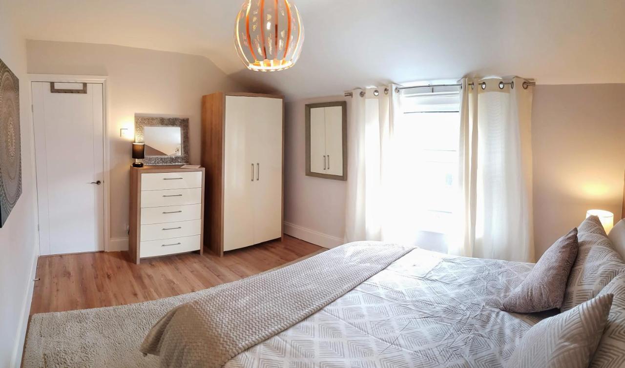 Cottage Grove Homestay Rooms Portsmouth Bagian luar foto