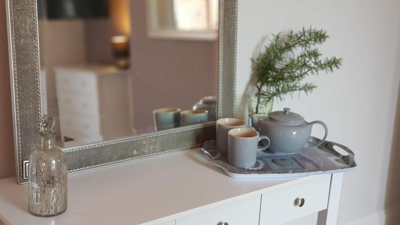 Cottage Grove Homestay Rooms Portsmouth Bagian luar foto
