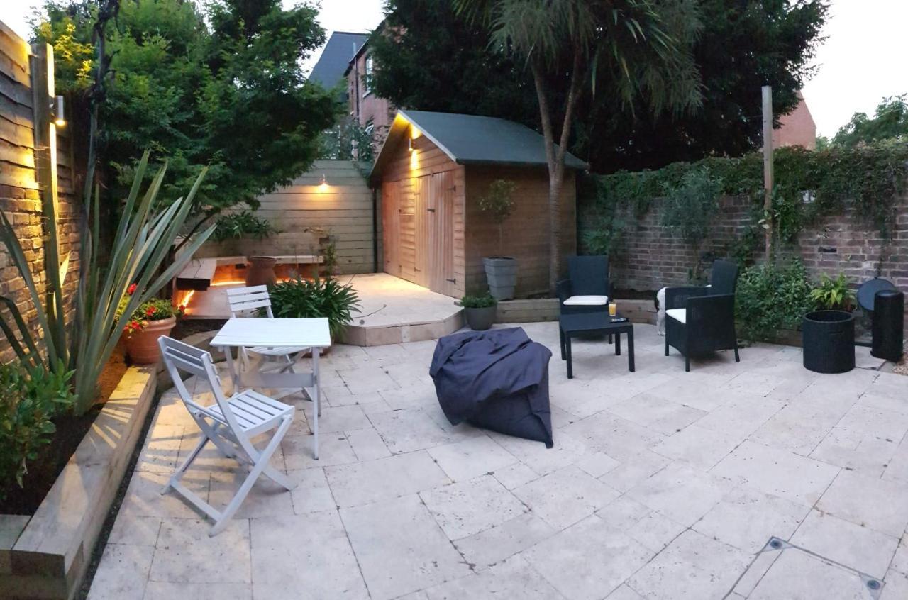 Cottage Grove Homestay Rooms Portsmouth Bagian luar foto